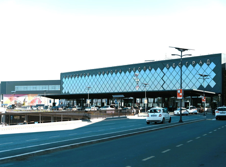 318583_beograd-aerodrom-sunflowerinicijativa_f.webp
