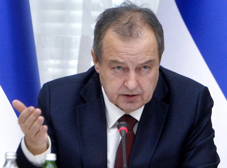 353128_sednica-stab-dacic_f.webp
