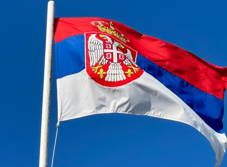 292795_srbija-danzastave-diplomatskapredstavnistva_f.webp