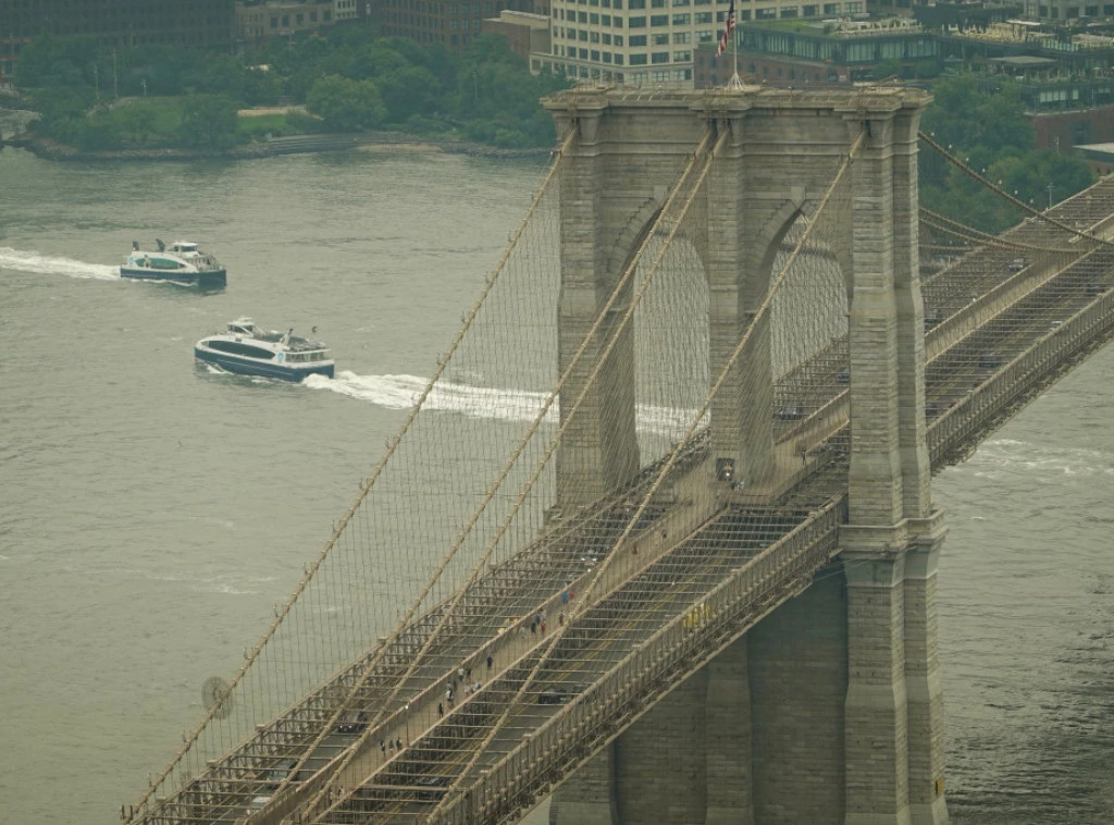 410627_new-york-wildfires_f.webp