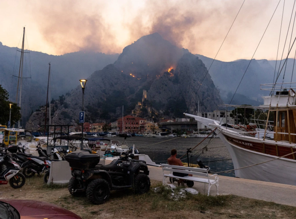 413784_hrvatska-omis-pozar_f.webp