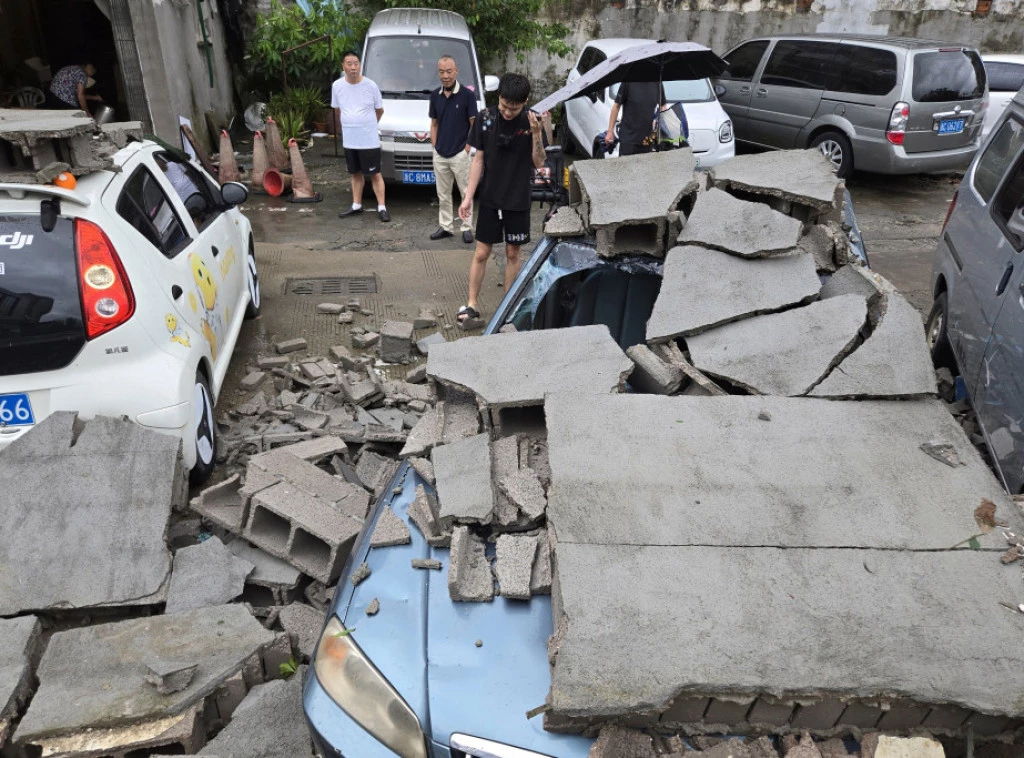 413819_china-extreme-weather-asia-storm_f.webp