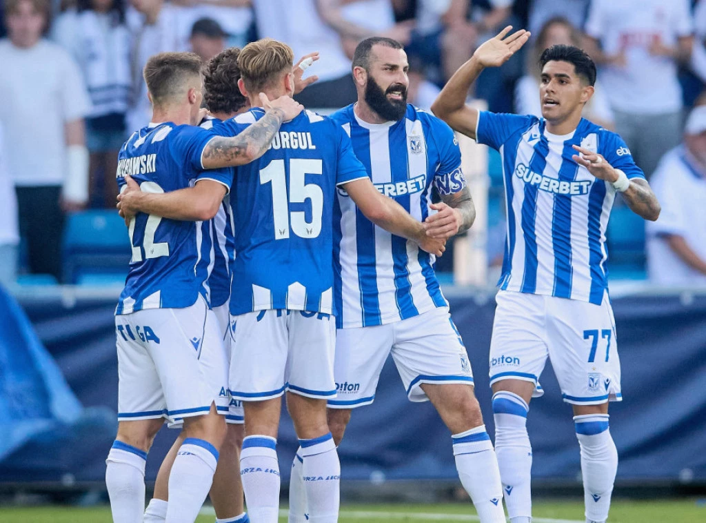 413994_denmark-champions-league-soccer_f.webp