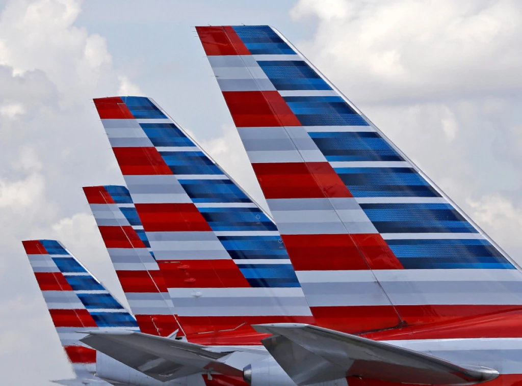 414688_two-airplanes-same-call-sign_f.webp